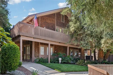 1072 Cabrillo Park #C
