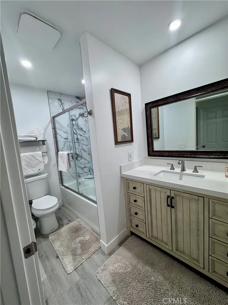 1072 Cabrillo Park #C Santa Ana, CA 92701