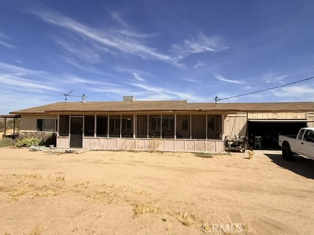 575 Warren Vista Yucca Valley, CA 92284