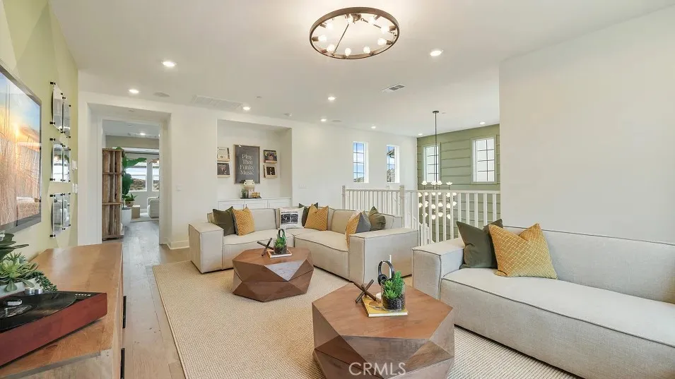 29705 Calle La Roca Valencia, CA 91354