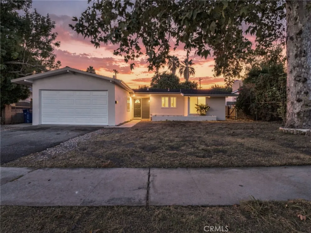 7735 Zelzah Avenue Reseda, CA 91335