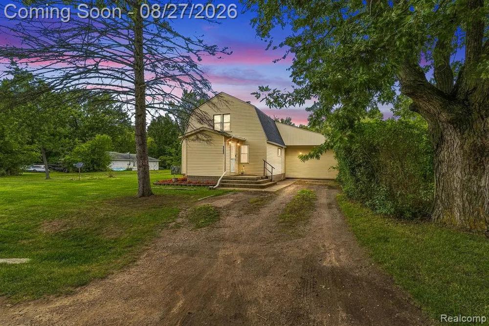 5363 Sitka Street Burton City, MI 48519