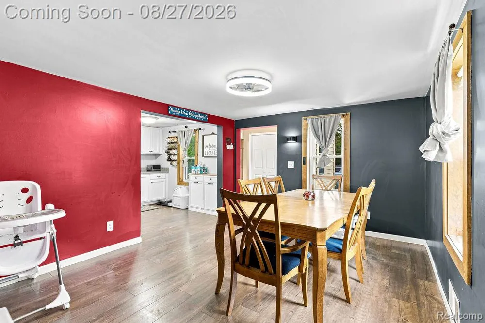 5363 Sitka Street Burton City, MI 48519