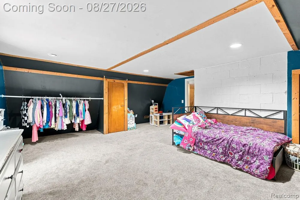 5363 Sitka Street Burton City, MI 48519
