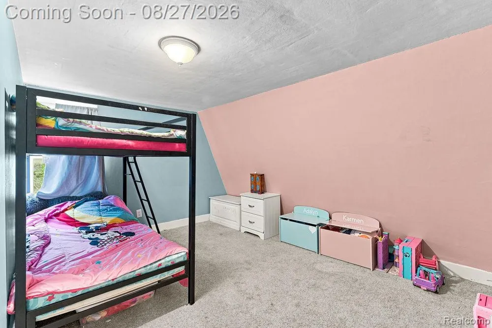 5363 Sitka Street Burton City, MI 48519