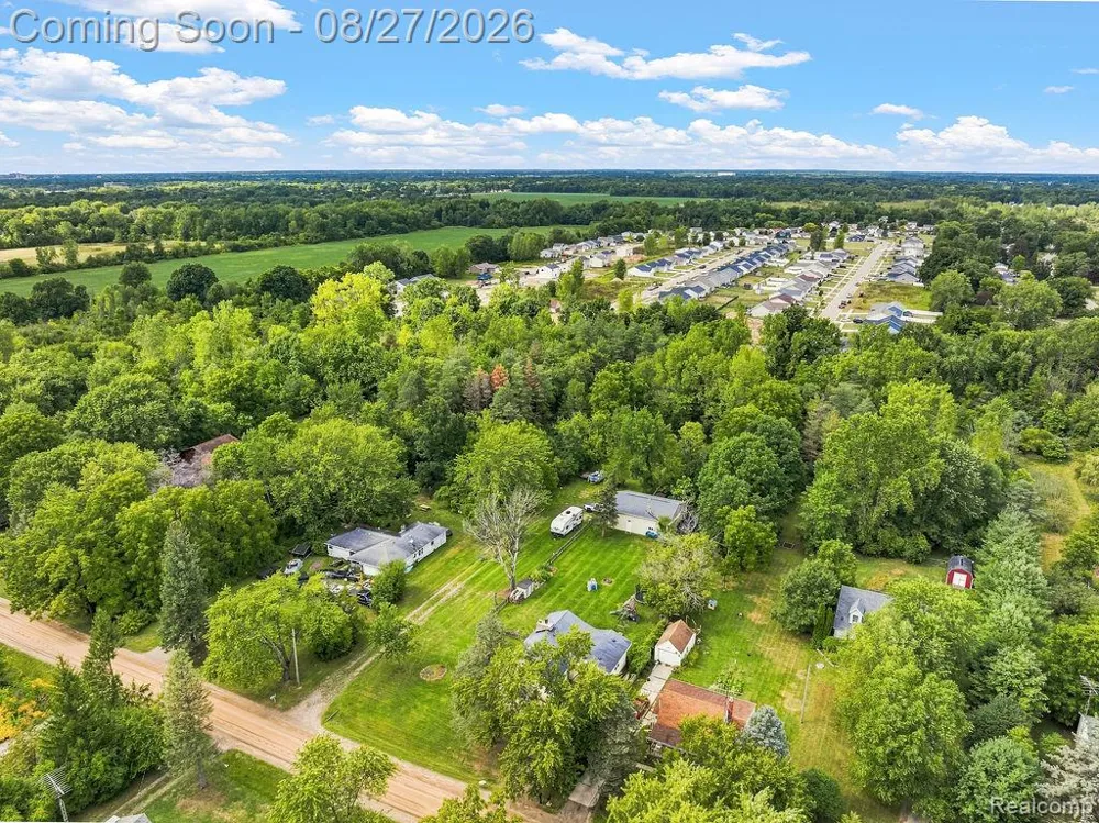 5363 Sitka Street Burton City, MI 48519
