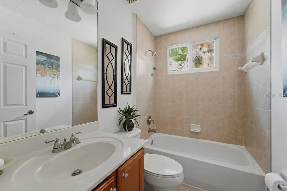 8074 MURANO CIRCLE Palm Beach Gardens, FL 33418