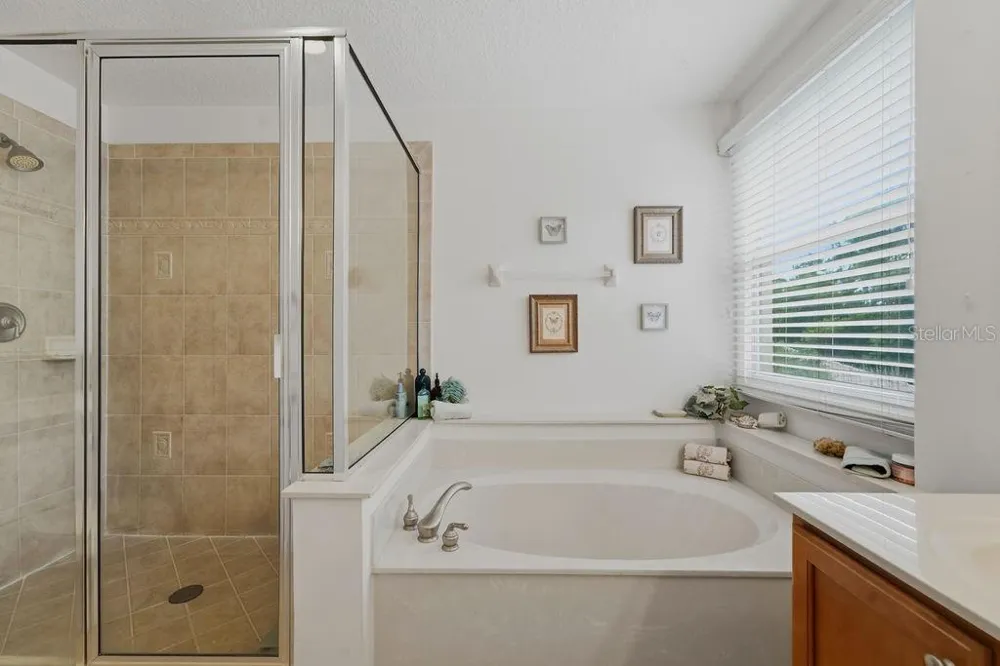 8074 MURANO CIRCLE Palm Beach Gardens, FL 33418