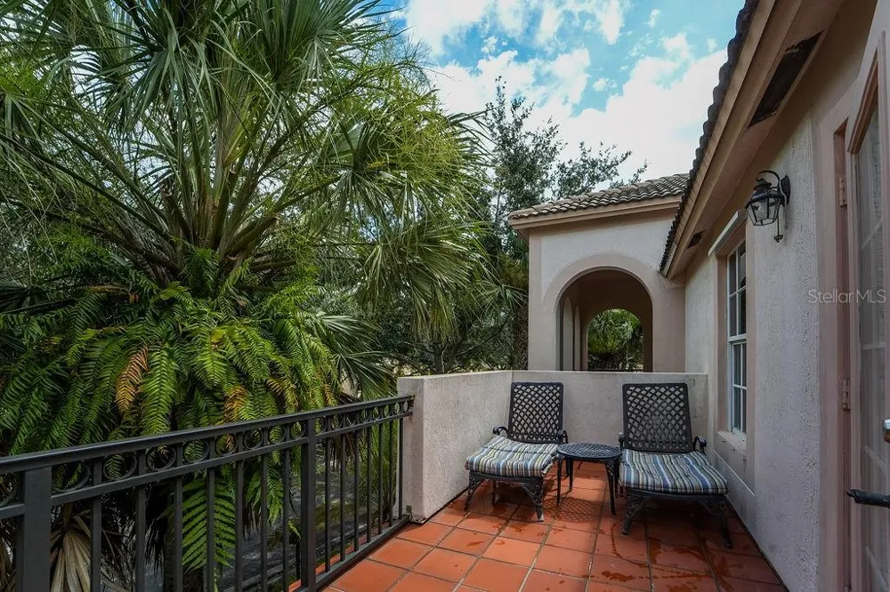 8074 MURANO CIRCLE Palm Beach Gardens, FL 33418
