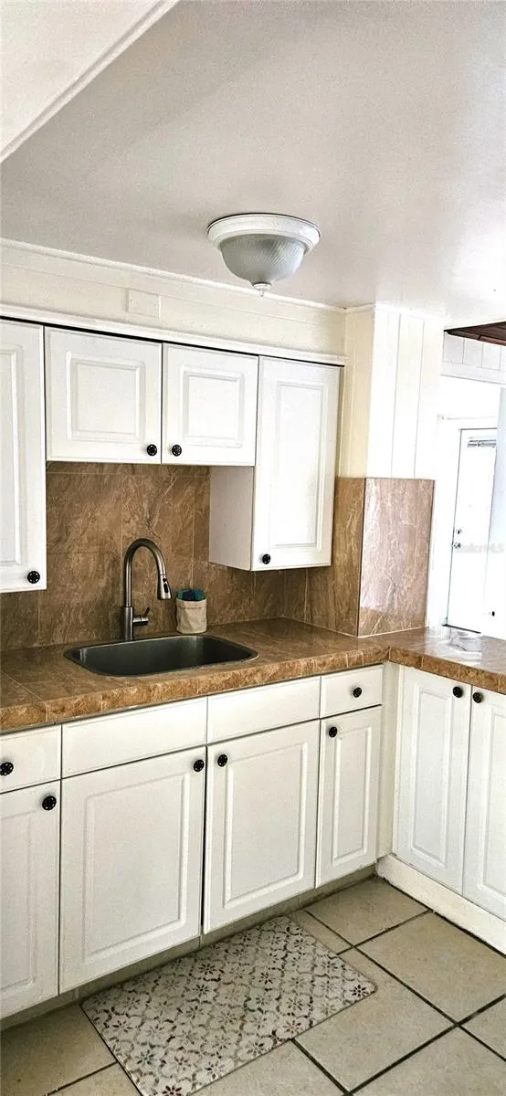 2417 3RD AVENUE #2 St Petersburg, FL 33713