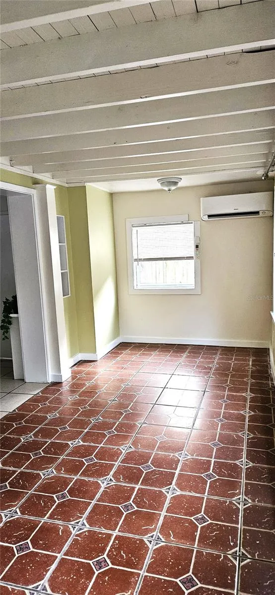 2417 3RD AVENUE #2 St Petersburg, FL 33713