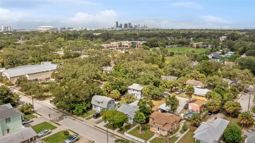 1922 23RD STREET S St Petersburg, FL 33712
