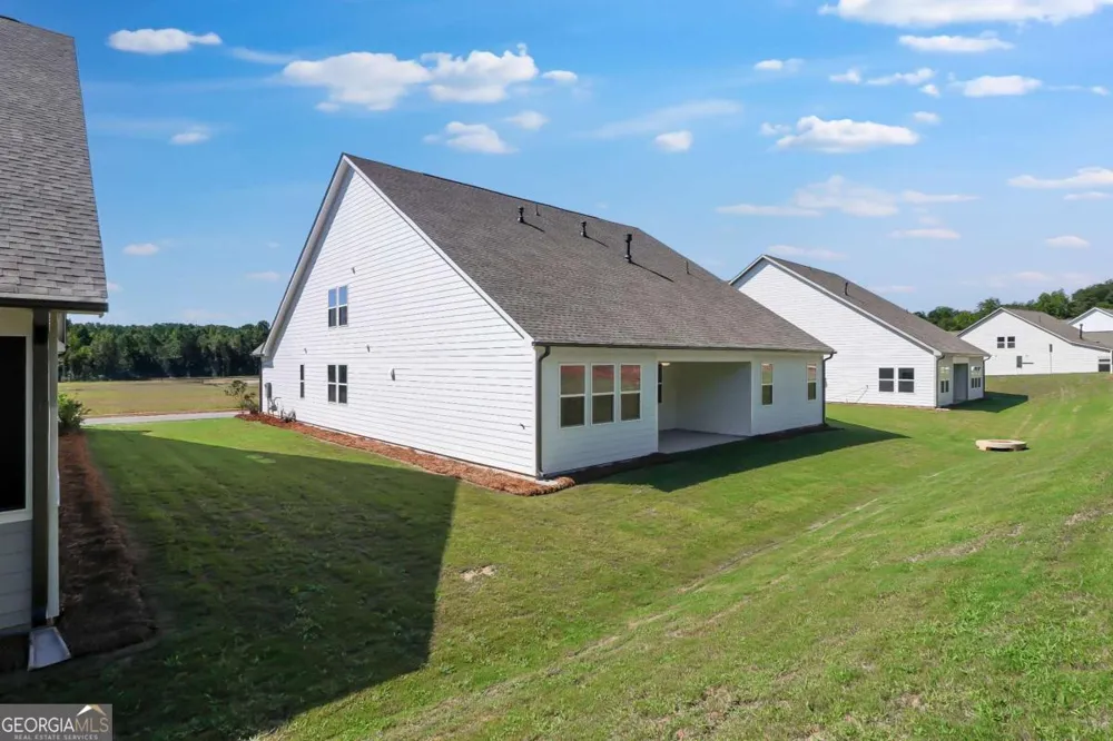 8 Unicoi TRL Sharpsburg, GA 30277