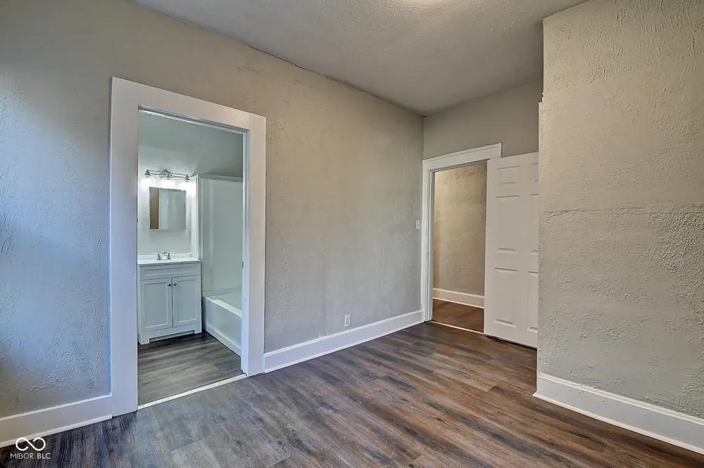 2442 Illinois Street Indianapolis, IN 46208