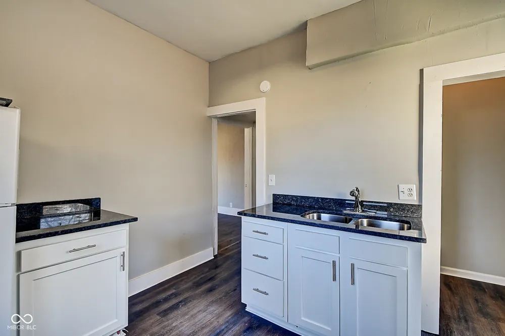 2442 Illinois Street Indianapolis, IN 46208