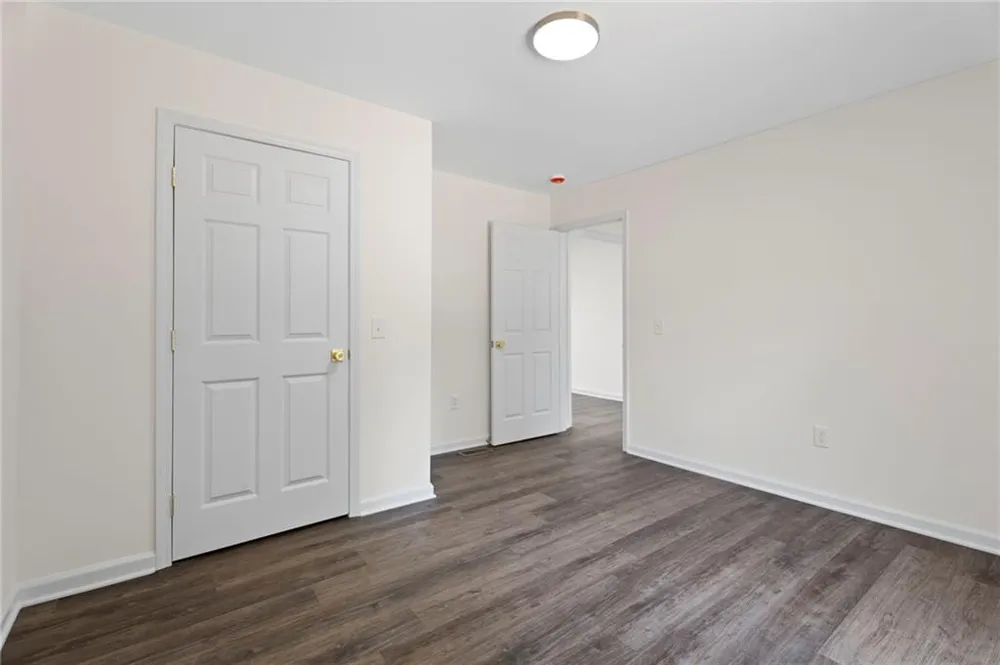 289 Singley Drive Locust Grove, GA 30248