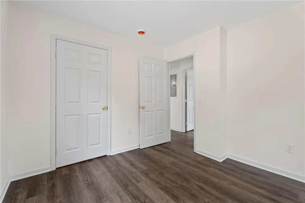 289 Singley Drive Locust Grove, GA 30248