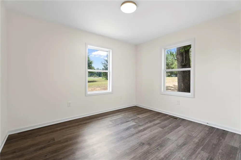 289 Singley Drive Locust Grove, GA 30248