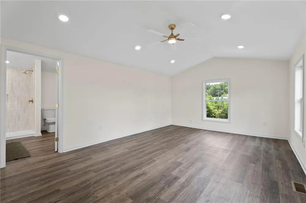289 Singley Drive Locust Grove, GA 30248