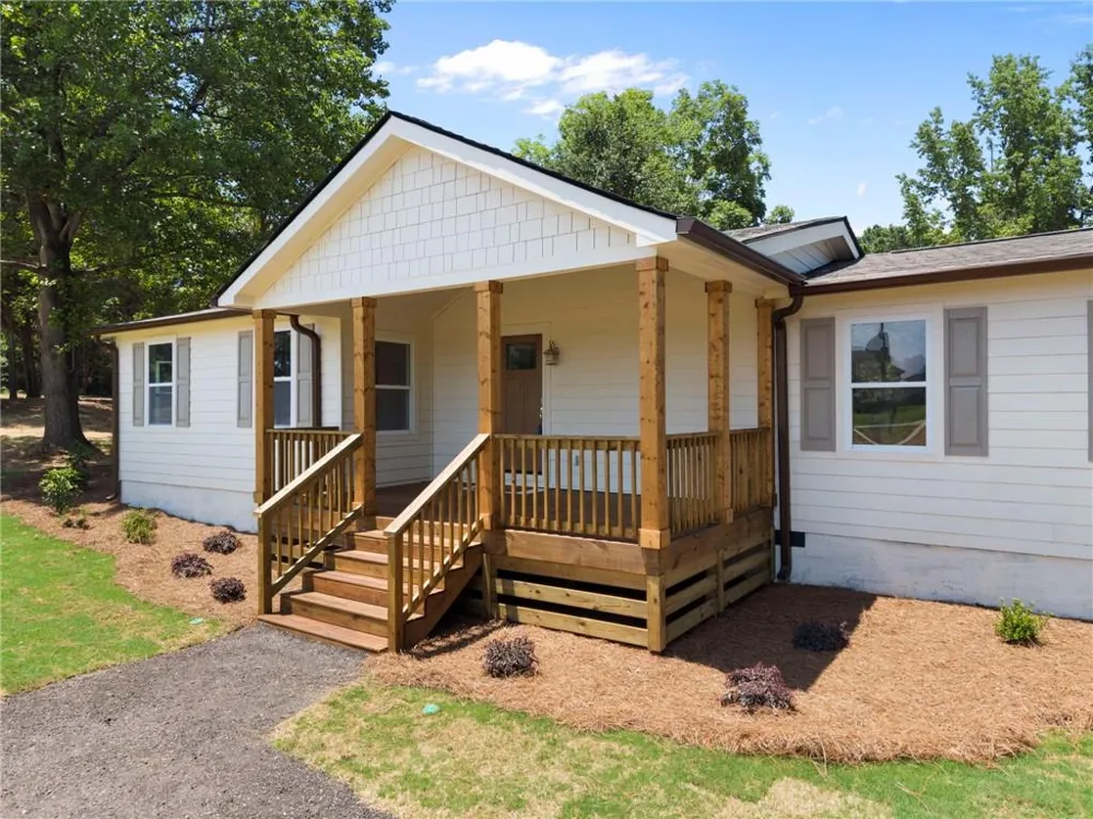 289 Singley Drive Locust Grove, GA 30248