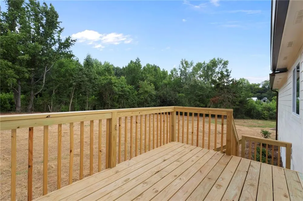 289 Singley Drive Locust Grove, GA 30248