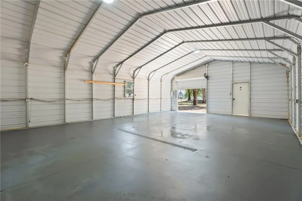 289 Singley Drive Locust Grove, GA 30248