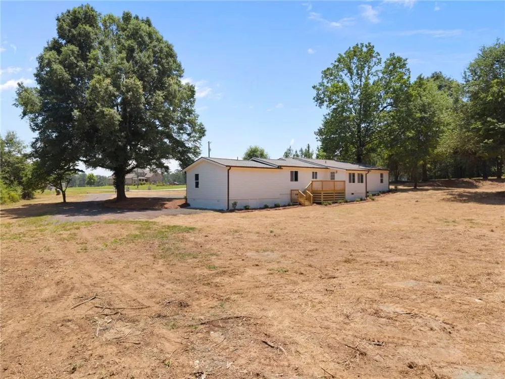289 Singley Drive Locust Grove, GA 30248