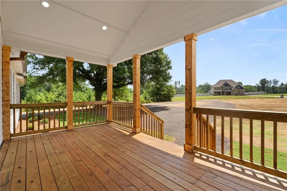 289 Singley Drive Locust Grove, GA 30248