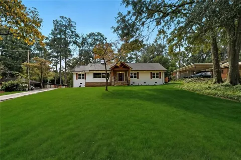 2304 Rugby Lane