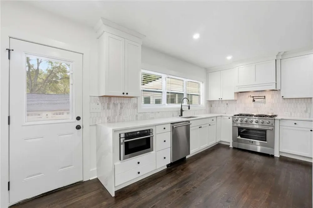 2304 Rugby Lane College Park, GA 30337