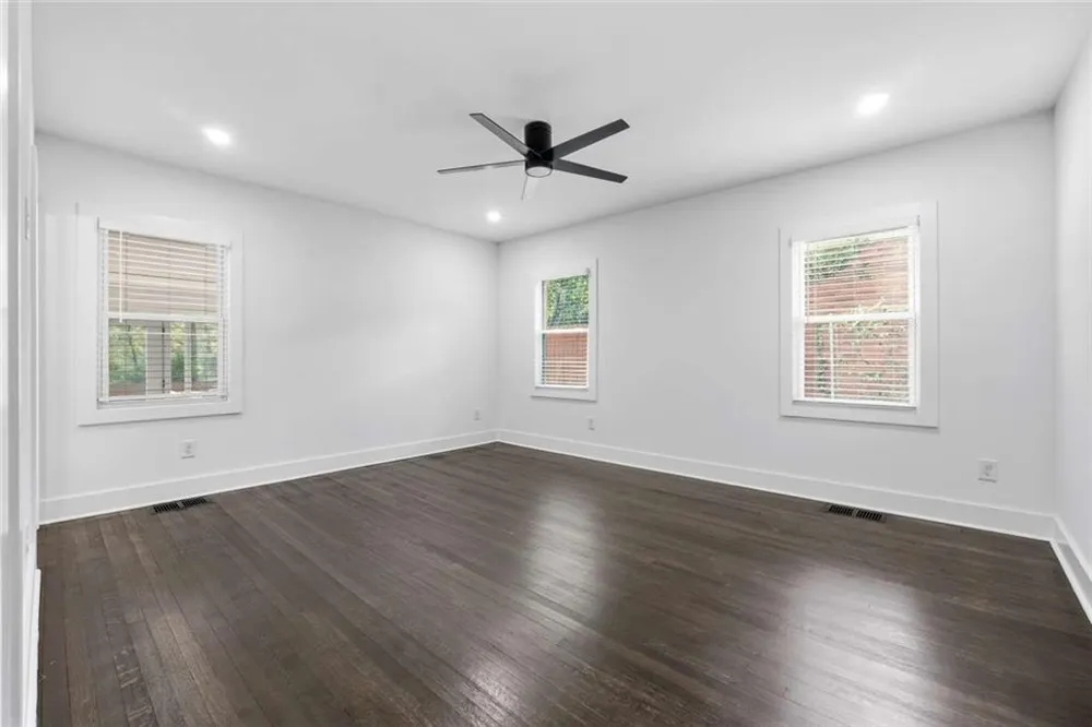 2304 Rugby Lane College Park, GA 30337