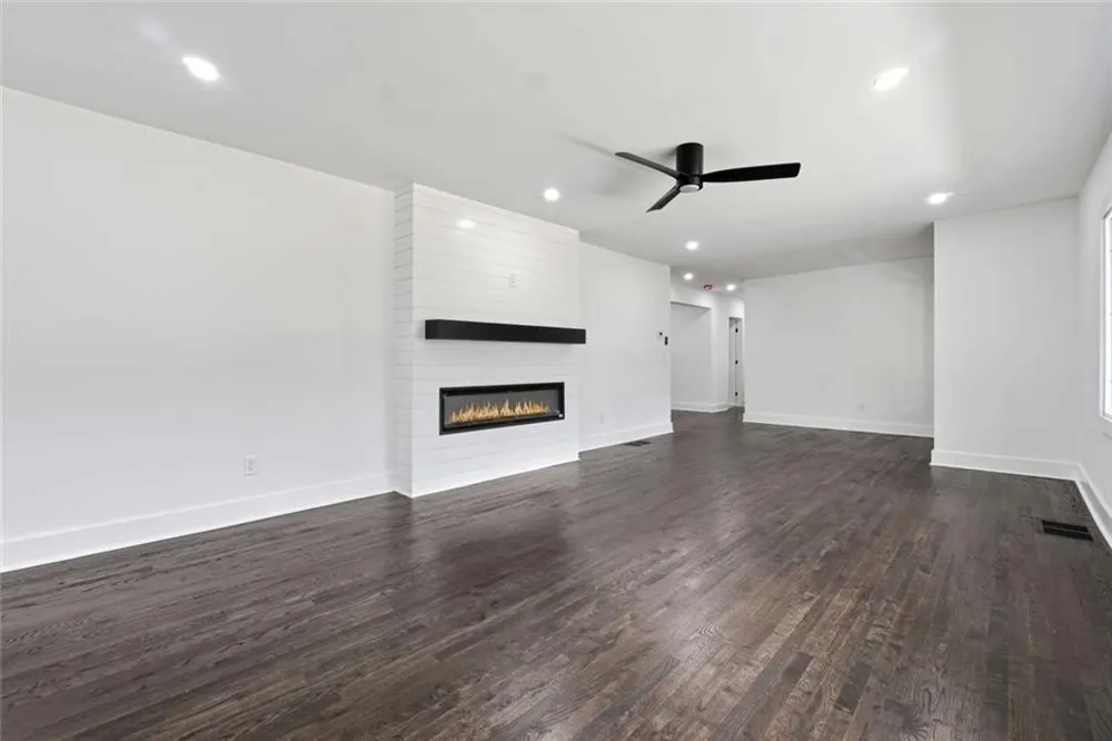 2304 Rugby Lane College Park, GA 30337