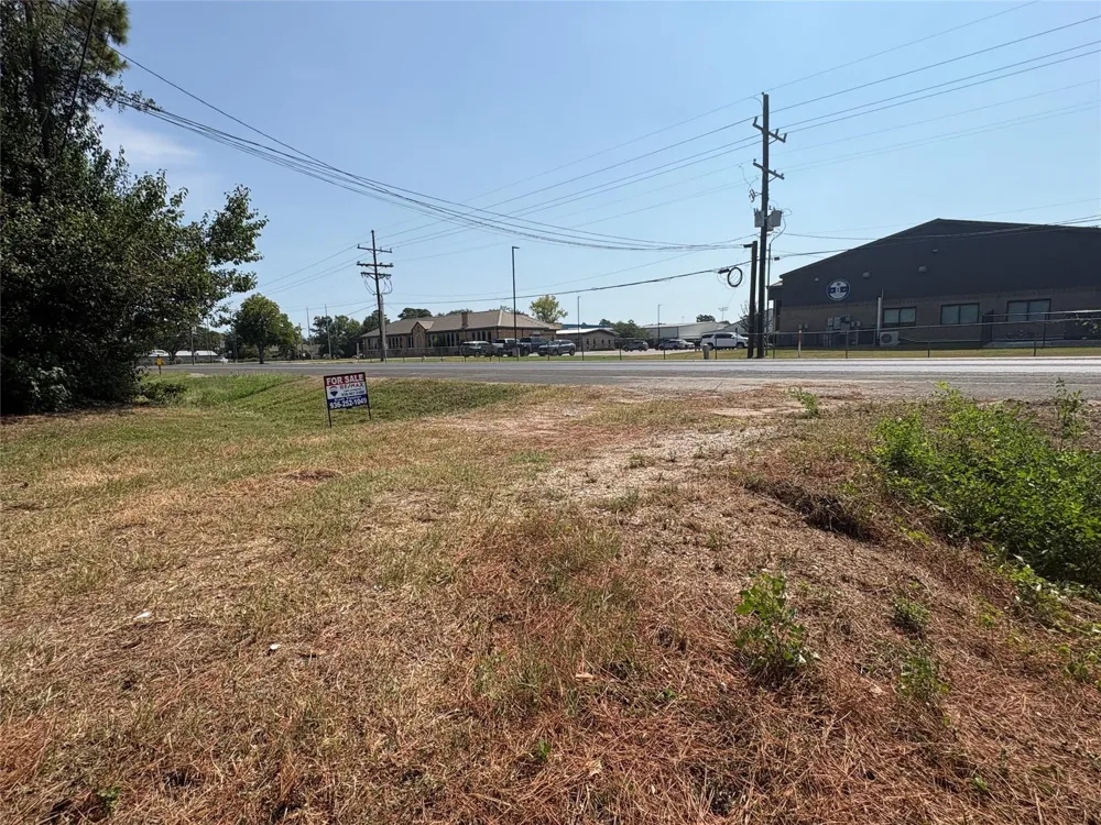 1510 S Byrd Avenue Shepherd, TX 77371