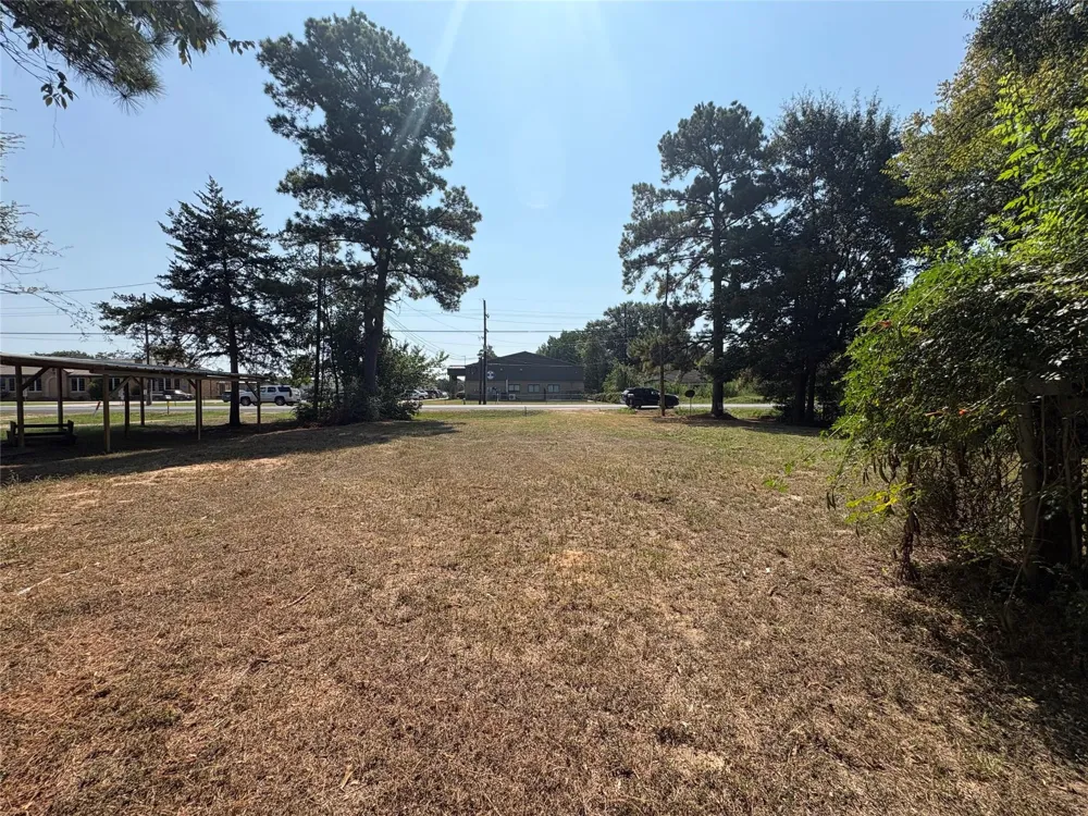 1510 S Byrd Avenue Shepherd, TX 77371