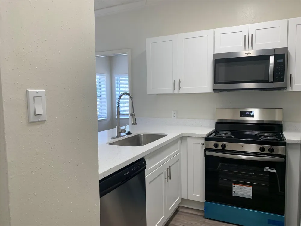 2710 Grants Lake Boulevard #B4 Sugar Land, TX 77479