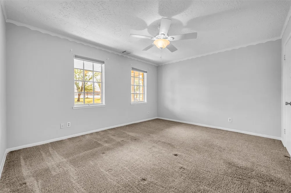 2808 Burke Road Pasadena, TX 77502