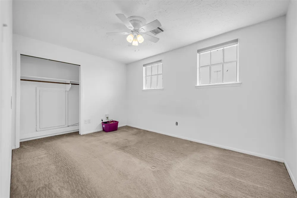 2808 Burke Road Pasadena, TX 77502