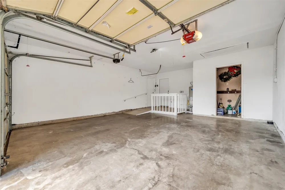 2808 Burke Road Pasadena, TX 77502