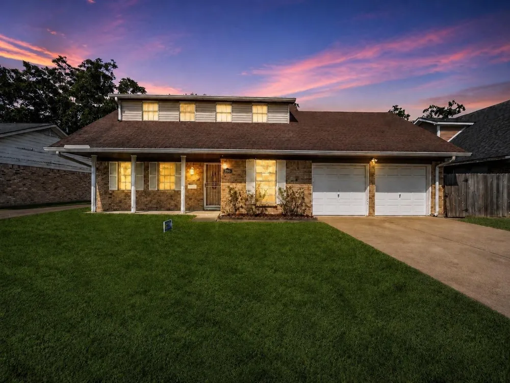 2808 Burke Road Pasadena, TX 77502