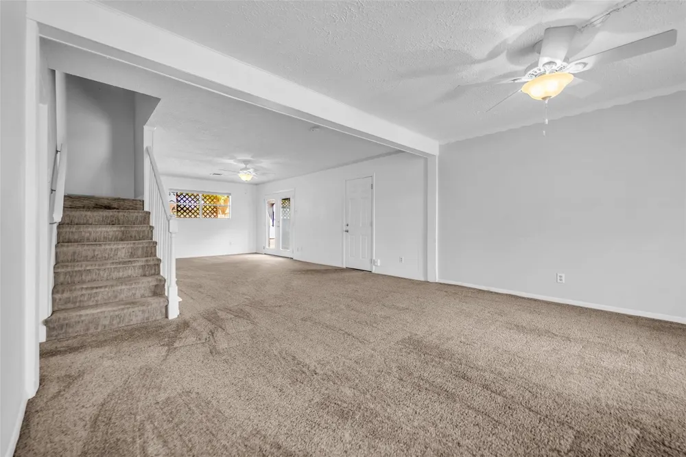 2808 Burke Road Pasadena, TX 77502