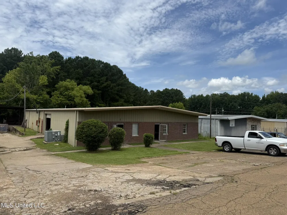 112 Riley Drive Jackson, MS 39209