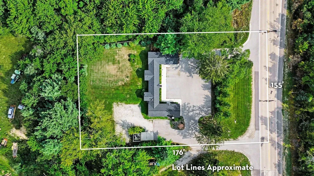 2790 Blue Star Highway Fennville, MI 49408