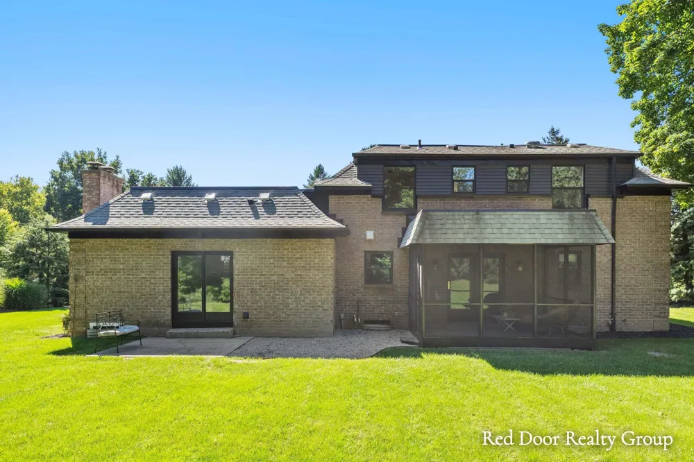 578 Arrowhead Avenue SE Grand Rapids, MI 49546
