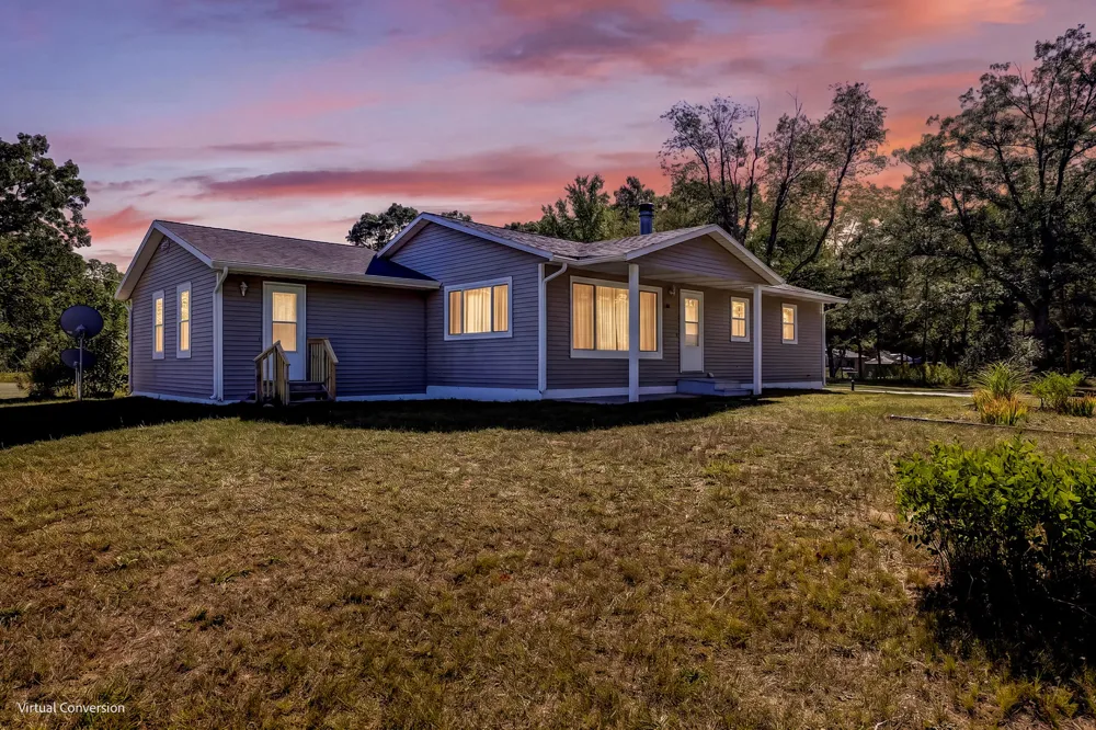 2465 E Arthur Road Rothbury, MI 49452