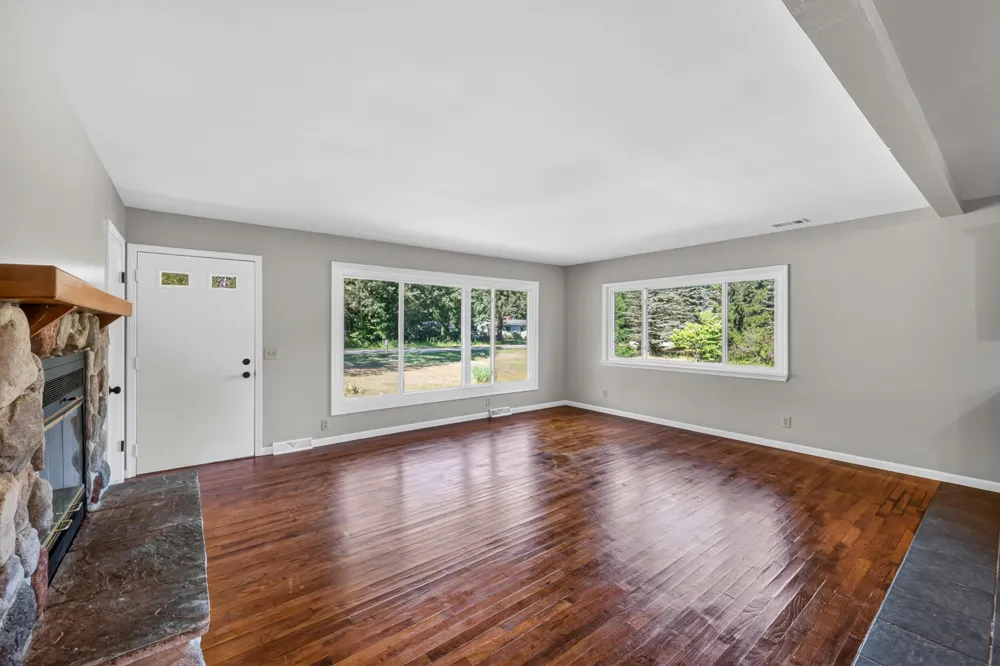 2465 E Arthur Road Rothbury, MI 49452