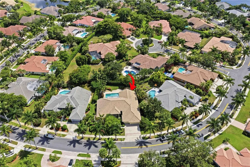 360 NE Coconut Cir Weston, FL 33326