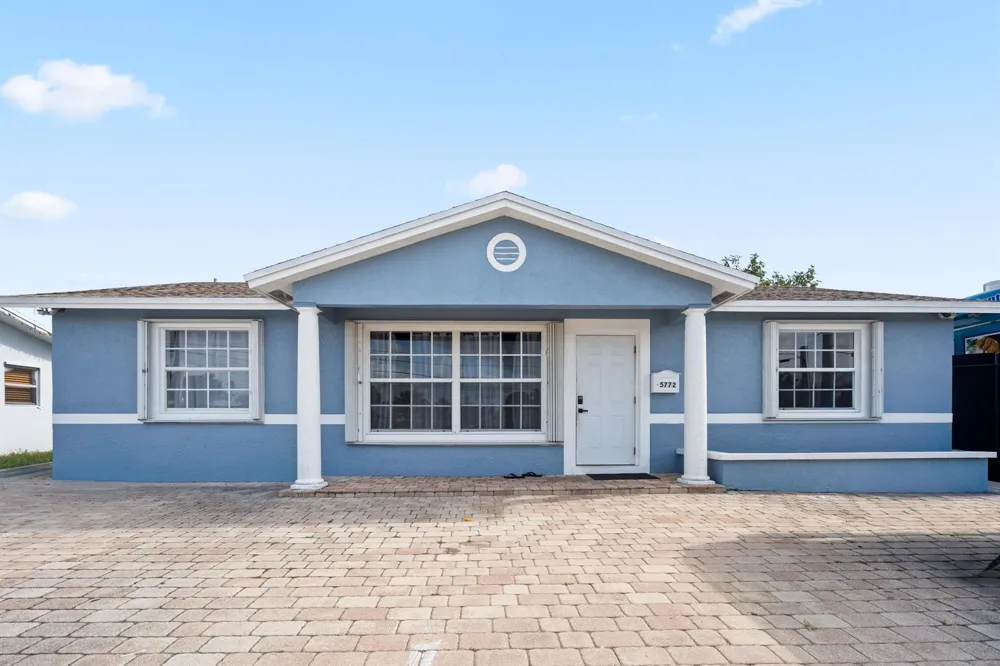 5772 Haverhill Road West Palm Beach, FL 33407