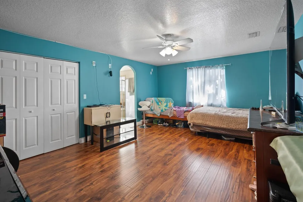 5772 Haverhill Road West Palm Beach, FL 33407