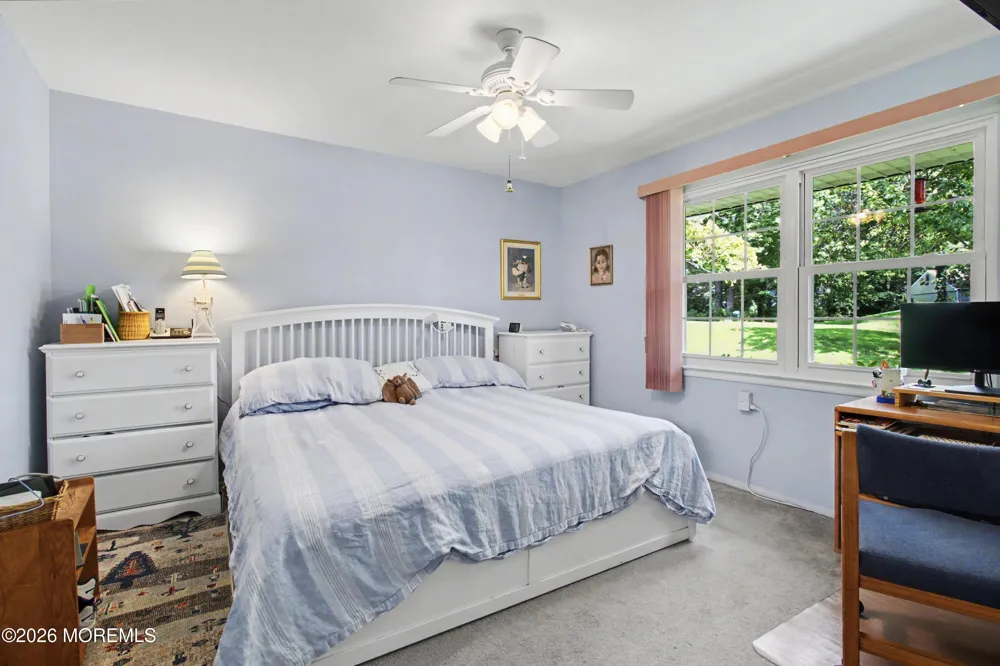 5 Gramercy Lane Manchester, NJ 08759