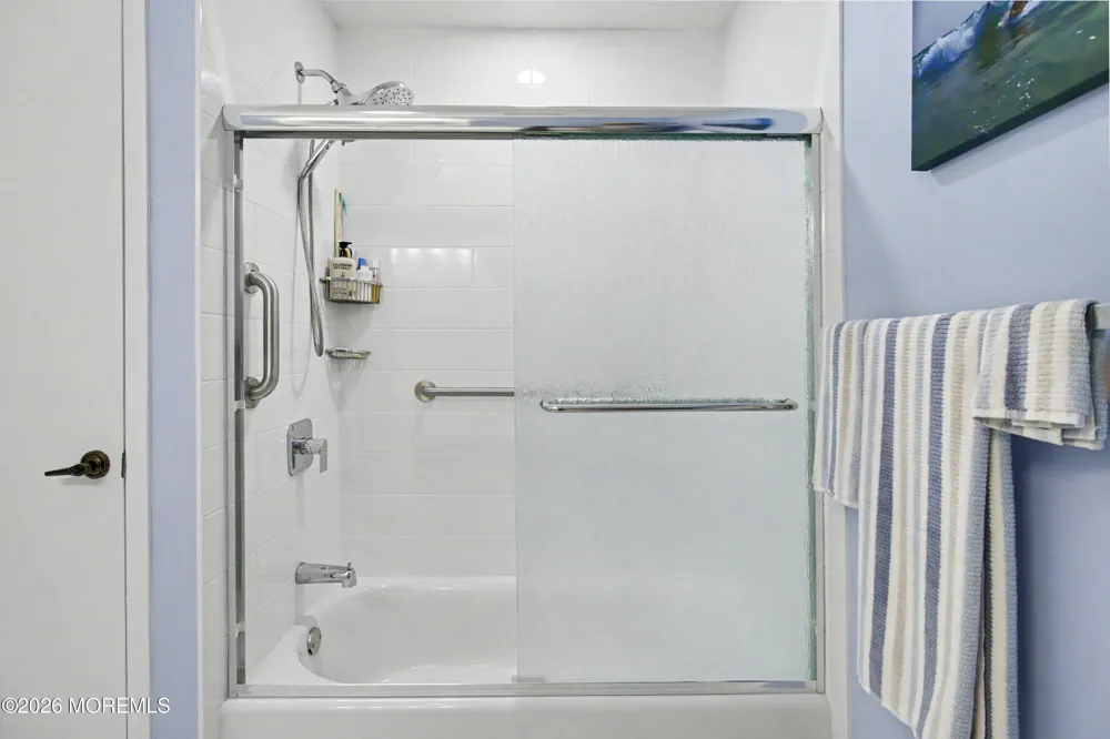 5 Gramercy Lane Manchester, NJ 08759
